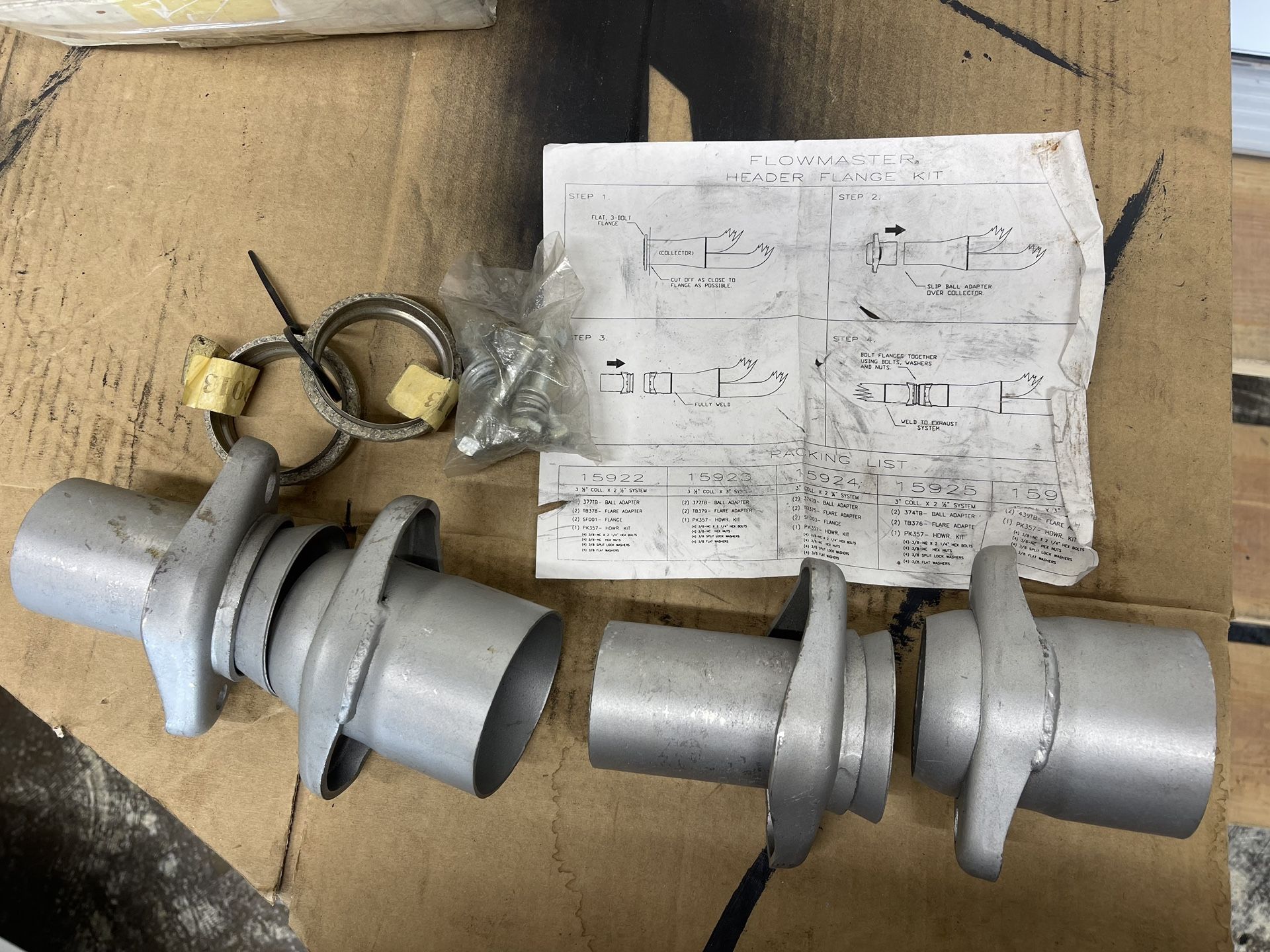 Flowmaster header ball flange reducer kit 3” collector to 2.5” exhaust
