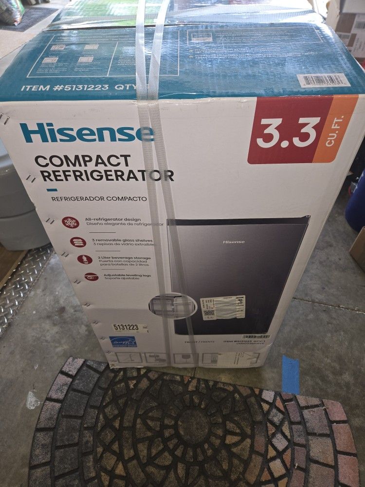Hisense 3.3 Cu Ft Fridge