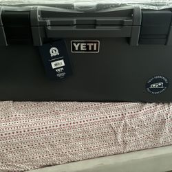 YETI GO BOX 
