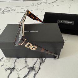 Dolce Gabbana Like New!