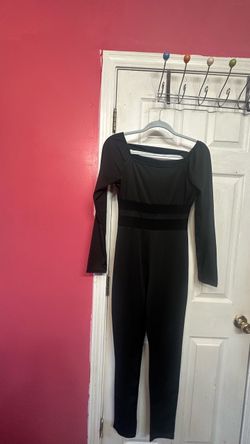Black Long-Sleeve Jumpsuit – Women’s Medium