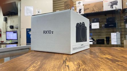 Sony RX10v