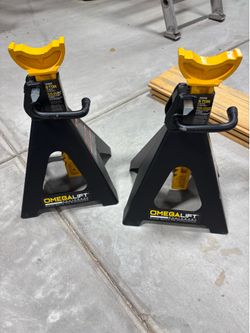 NEW OmegaLift 6-Ton Jack Stands