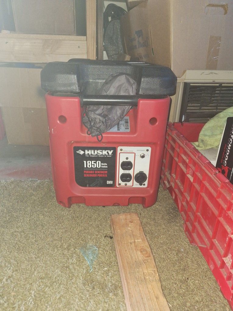 Husky 1850 portable generator. for Sale in Lacey, WA OfferUp