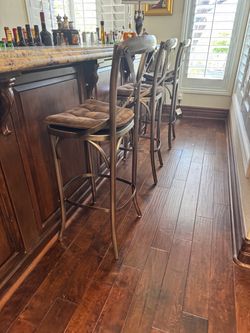 Metal industrial Bar Stools with Cushions Set of 4