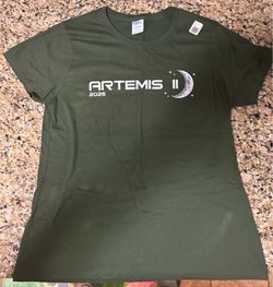 Artemis II T-shirt