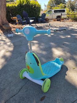Skip Hop Zoo Kids 3-Wheel Scooter – Dog