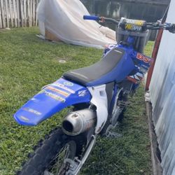 2004 YZ 450
