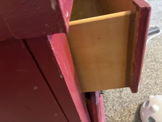 FREE Easy Paint Job Priced 2Sell need gone Sunday Sept. 20! We Help move out house