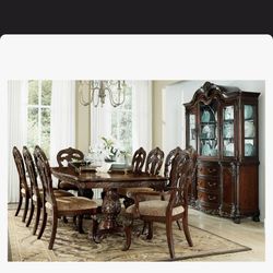 Complete Traditional Dining Set 6 Chairs And Lighted Hutch