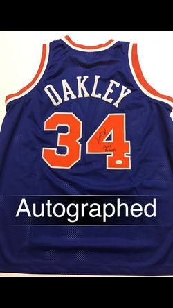 Only $99 TODAY! Charles Oakley AUTOGRAPHED Knicks Jersey