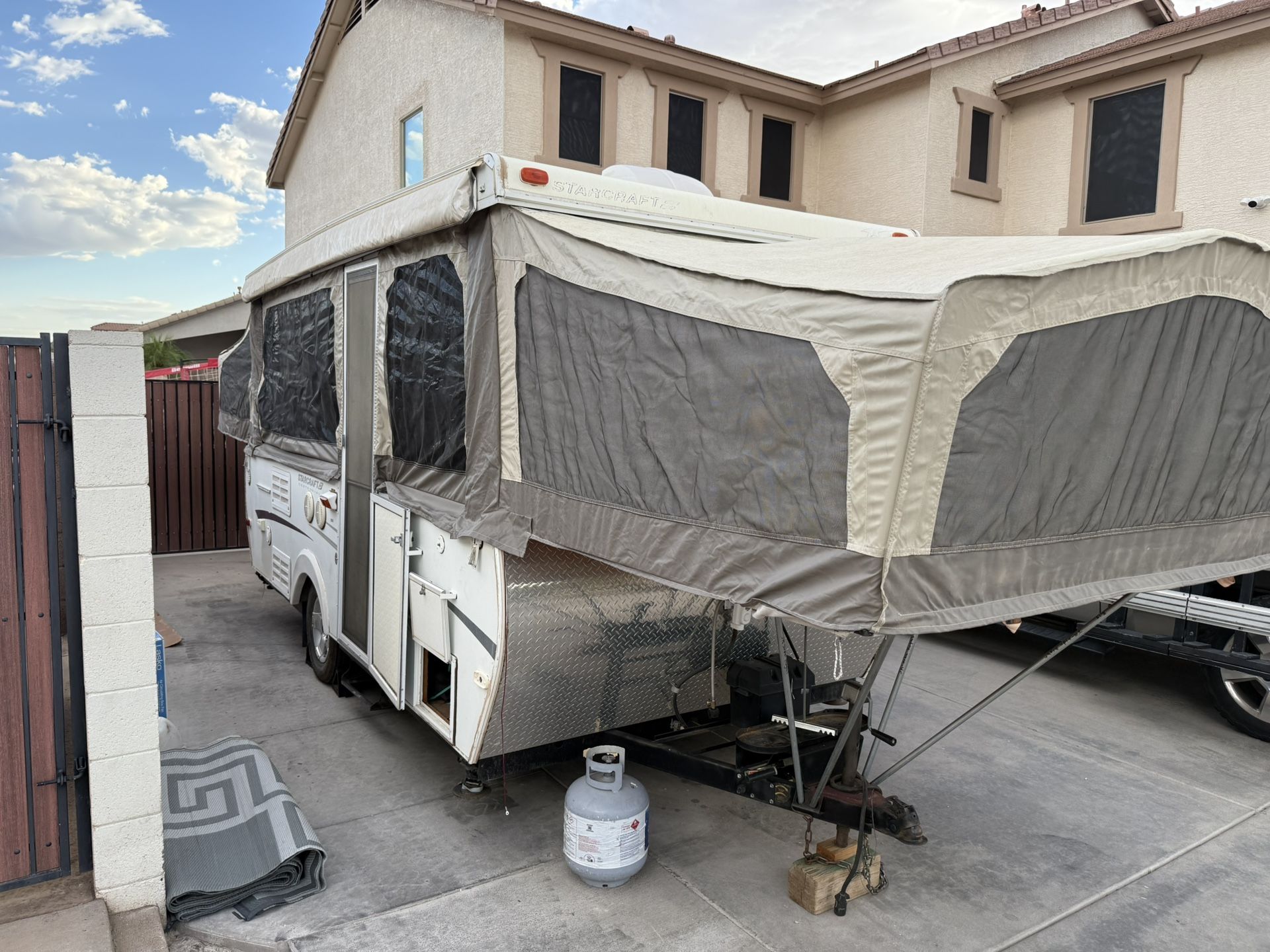 2006 Centennial Pop Up Camper