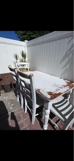 Farmhouse Dining Table Set – Table + 4 Chairs