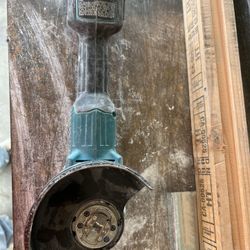 Makita Grinder