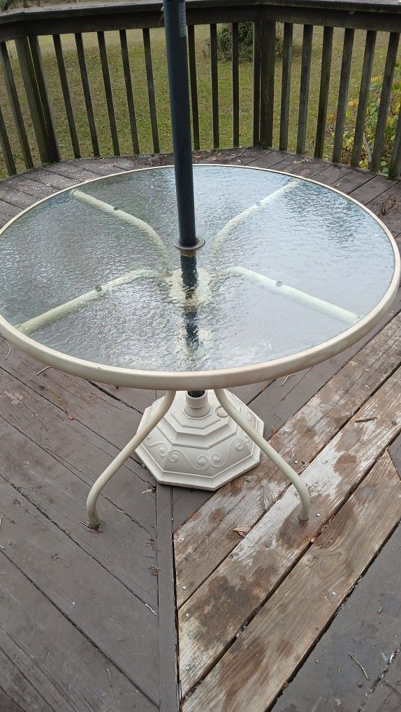 Patio Table and Umbrella 