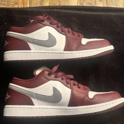 Jordan 1 Low Team Red/ Grey