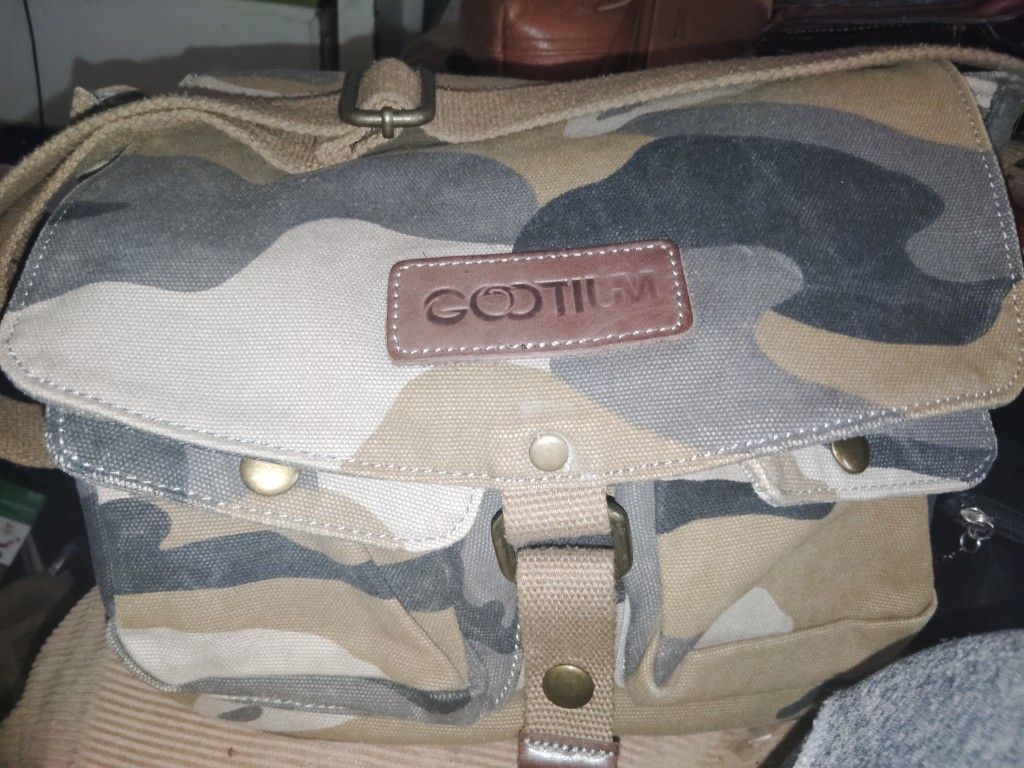 Messenger Bag
