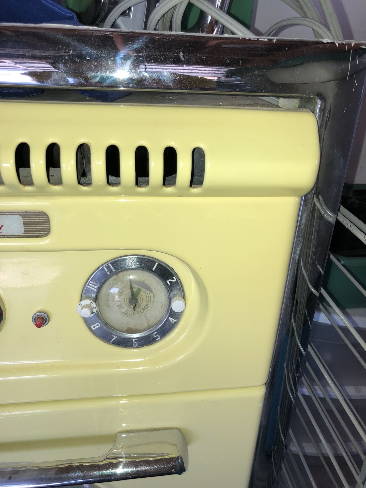 1950’s Western Holly wall oven stove. for Sale in Palm Springs, CA