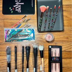 NEW Makeup Brushes