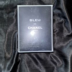 Bleu De Chanel Paris