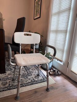 New Unused Free Shower Chair