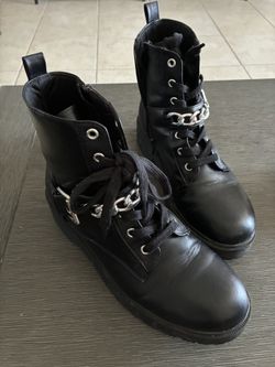 Black Boots