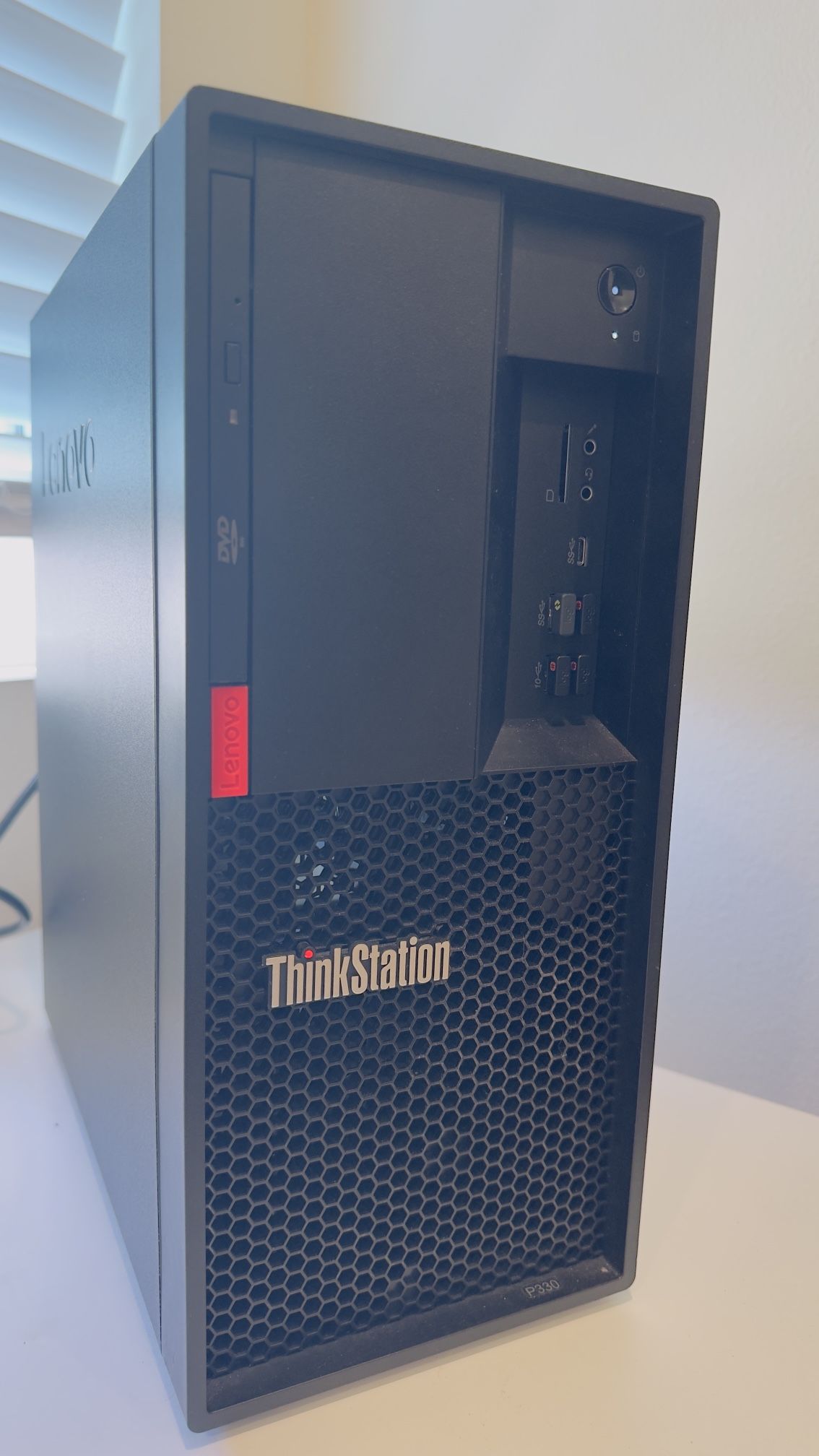 Lenovo ThinkStation P330 G2 Tower i9-9900 32gb Memory 512gb Nvme  2.5gb Network Desktop Computer 