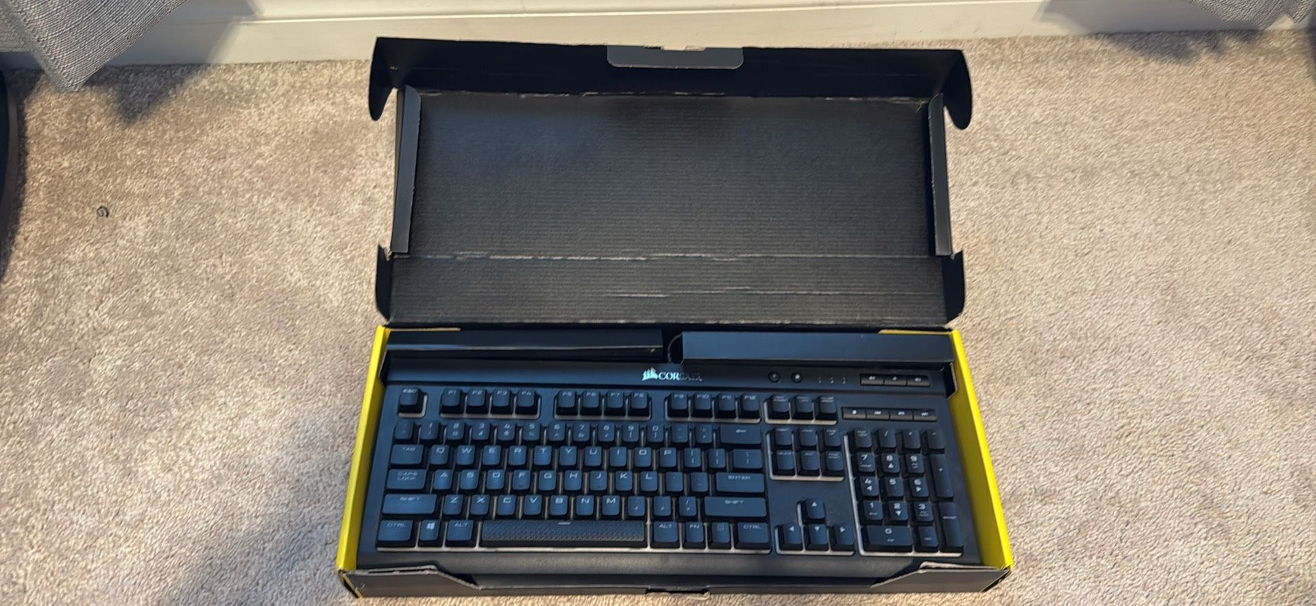 Corsair K68 Gaming Keyboard 