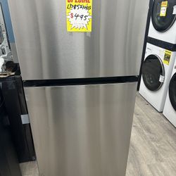 Spring Cleaning Sale: LG Refrigerators Starting $450