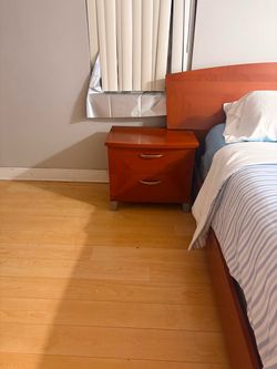 Cherry Wood bedroom set
