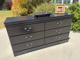 6 Drawer Dresser