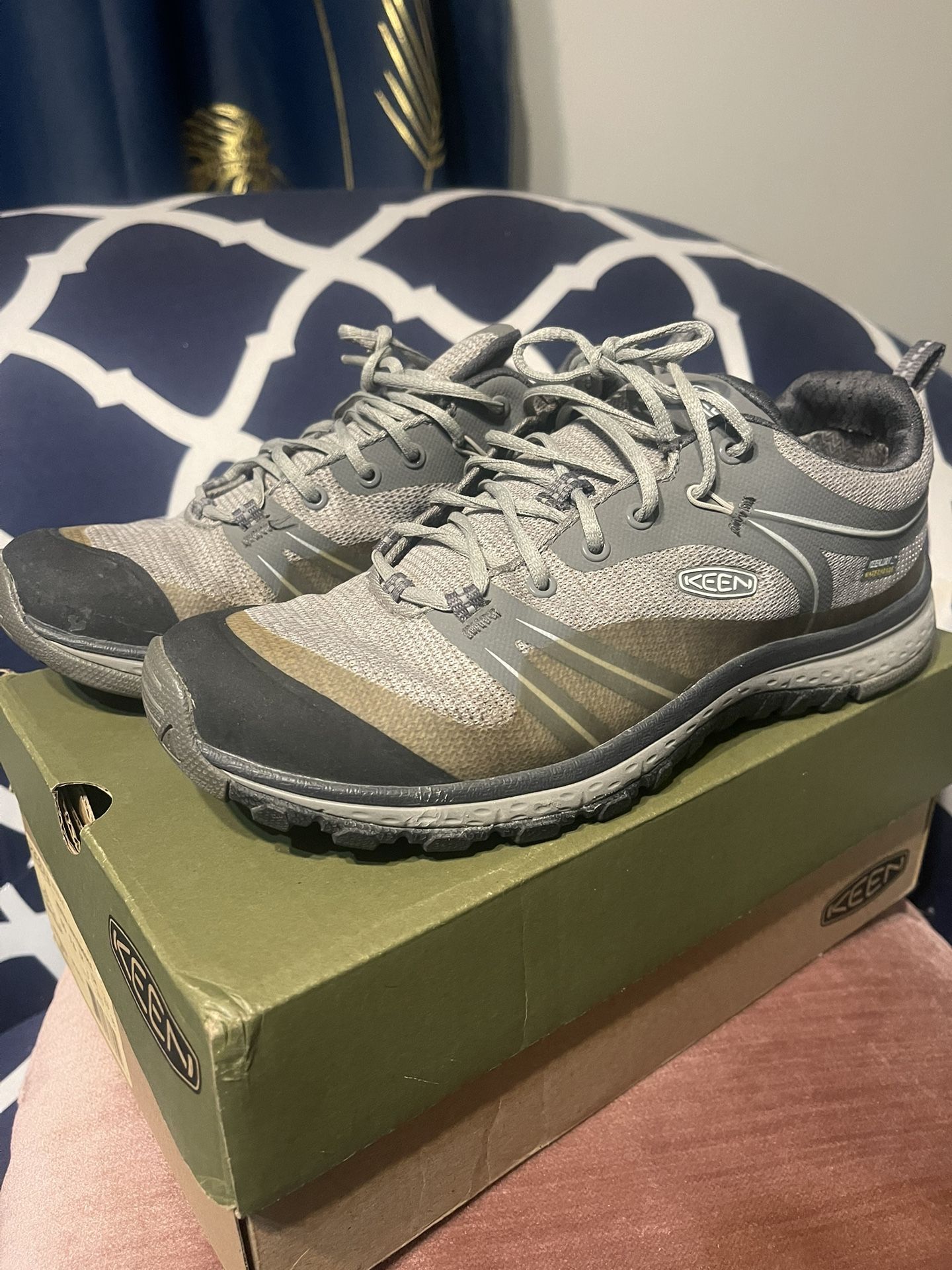 Women Keen Shoes Model Terradora Sz 7.5 In A Very Good Preowned Condition