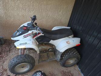 2013 quad 200cc Polaris phoenix