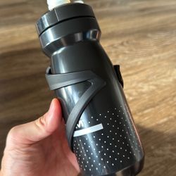Camelbak Water Bottle + Holder Set