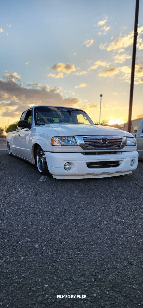 2003 Mazda B2300 Bagged Minitruck