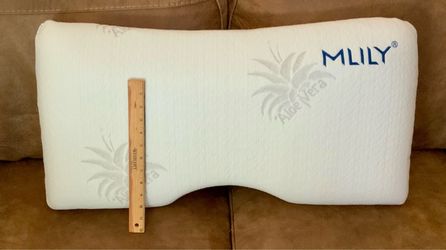 BODY PILLOW, M LILY, SAMPLE SALE (50% OFF SALE)