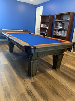 Beautiful Legacy Pool Table!! Brand New!! Multiple Finishes!!