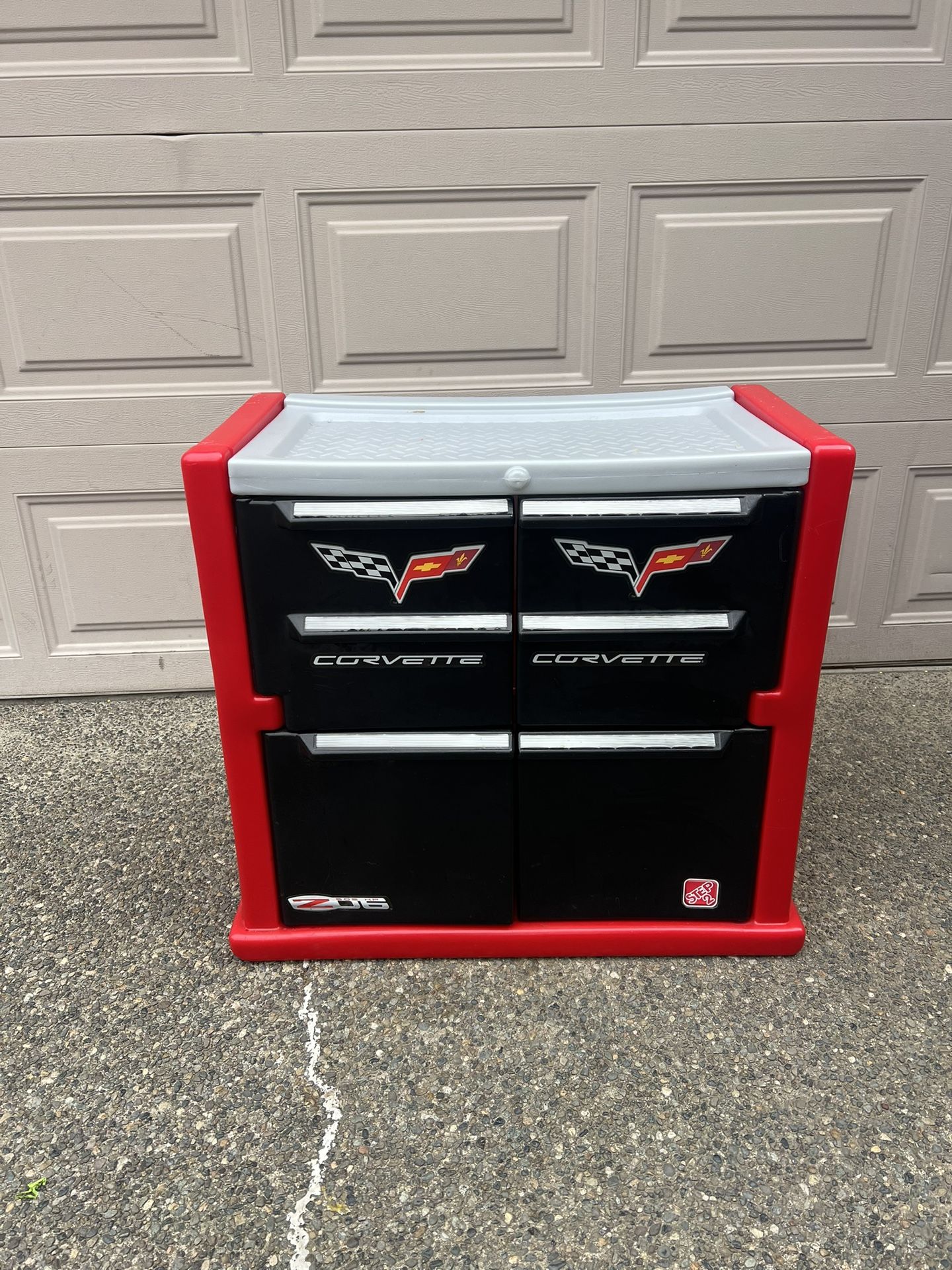 Kids Step 2 Corvette Dresser