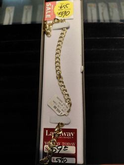 Gold bracelet