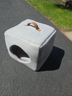 Cat Cave Cube Bed – Cozy Hideaway House for Cats