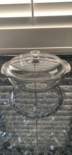 2L PYREX round glass casserole dish with glass lid
