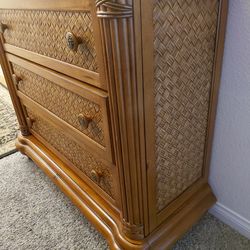 Tommy Bahama 3 drawer dresser.