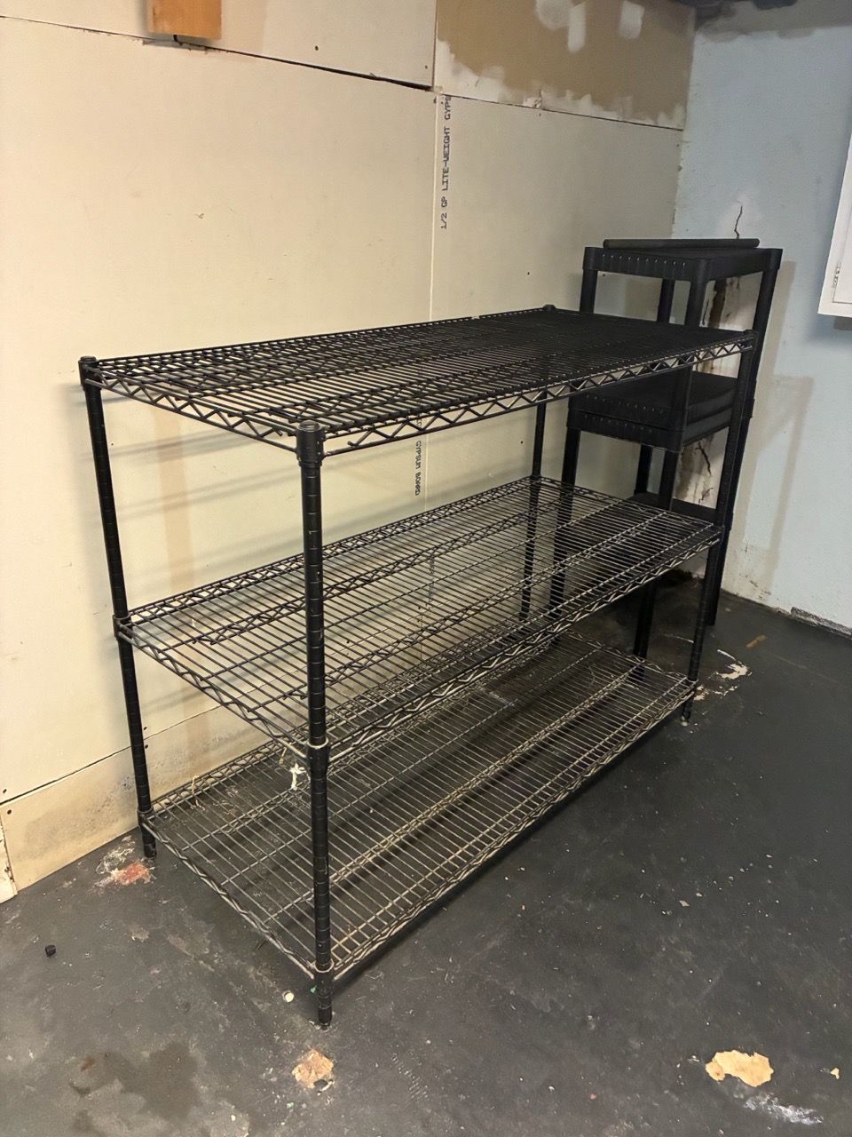 Keyu Visual Commercial Commercial Black Metal Shelving for Sale in North Riverside, IL - OfferUp