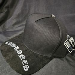 Cabrones Suede Lip Hat