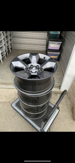 DODGE RAM RIMS 