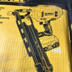 20 v framing neiler dewalt set