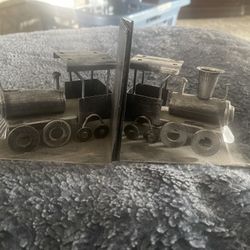 Vintage Metal Railroad Bookends￼