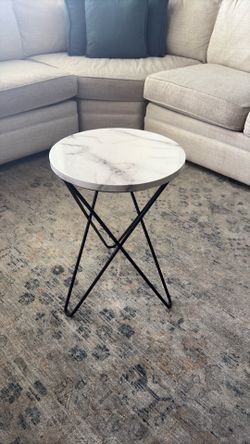 Liv Accent Table, Black
