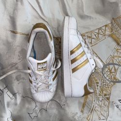 White and Gold Adidas Size 6