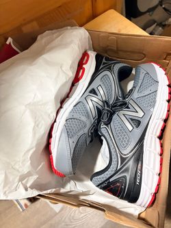 Mens new balance running shoes